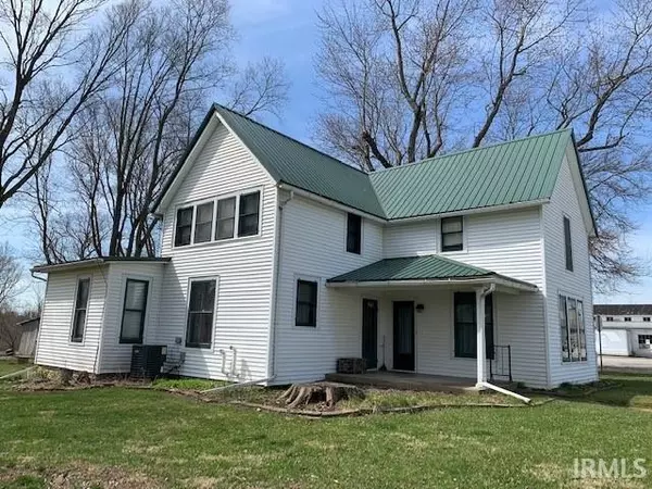 298 W SR 218, Camden, IN 46917