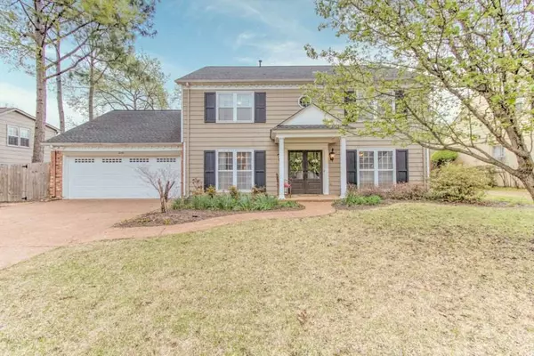 2082 STAFFORD PARK LN, Germantown, TN 38139