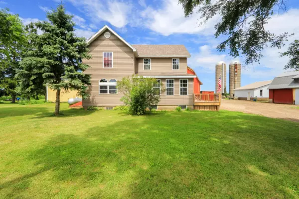 W9650 Creek Rd, Darien, WI 53114