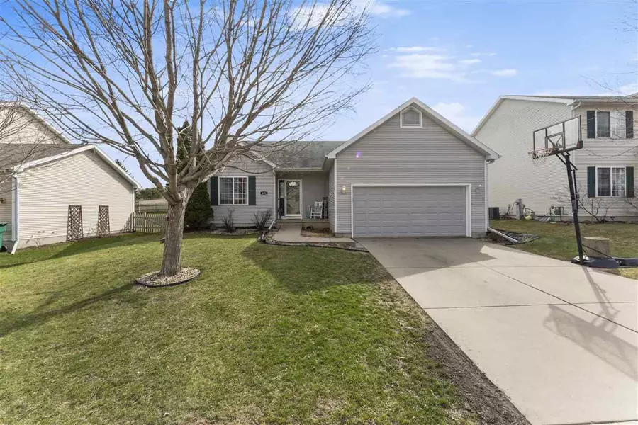 535 Goldenrod Cir, Verona, WI 53593