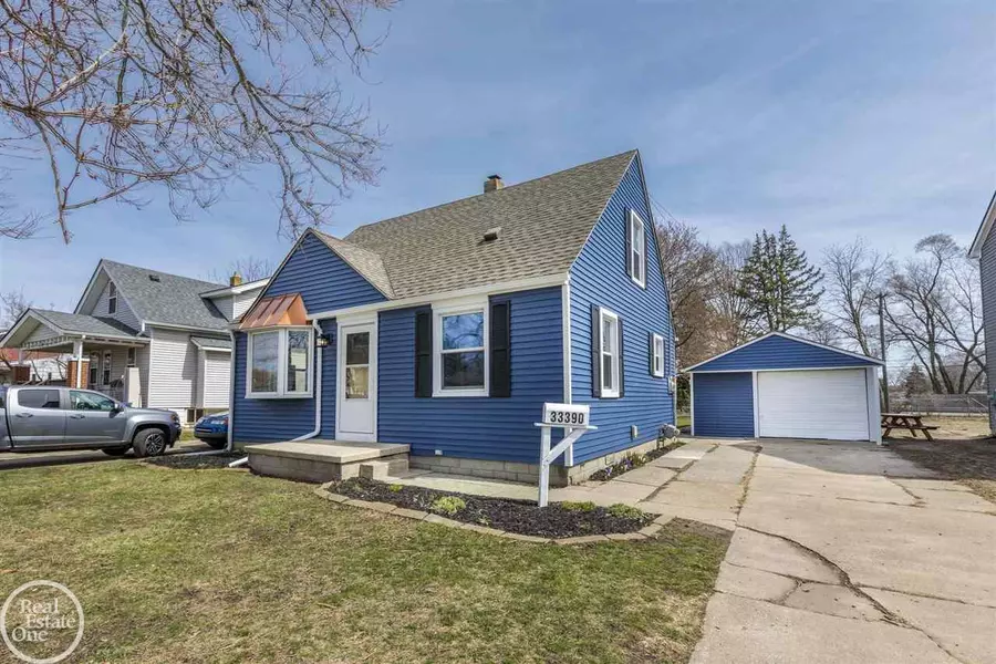 33390 Otto, Fraser, MI 48026