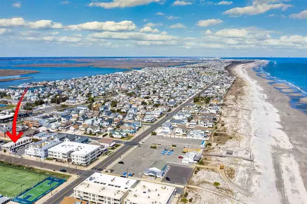 Stone Harbor, NJ 08247,162 96th Street