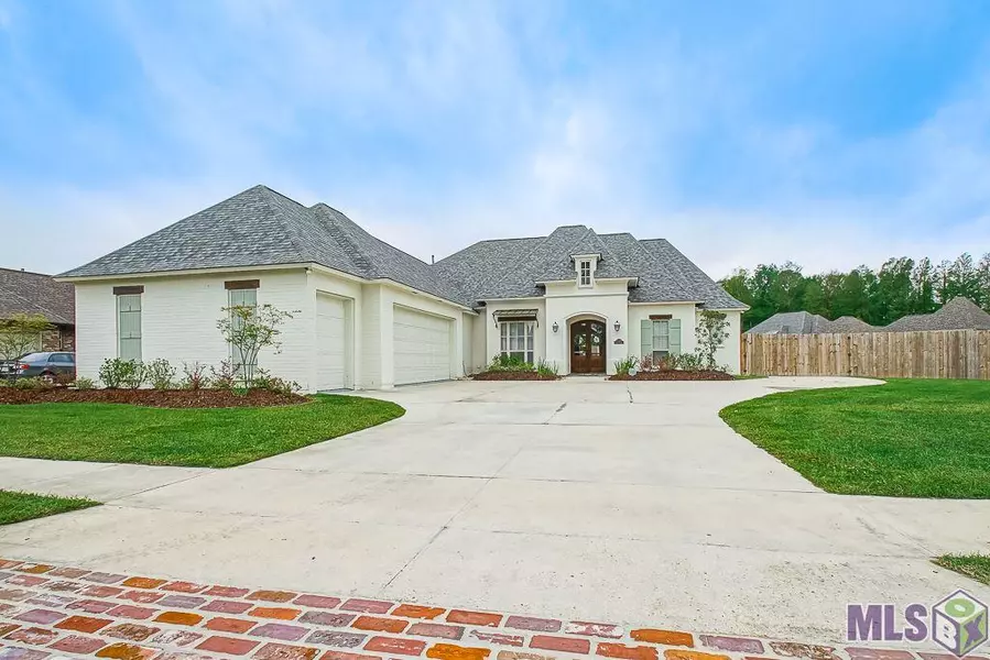 37449 CYPRESS HOLLOW AVE, Prairieville, LA 70769