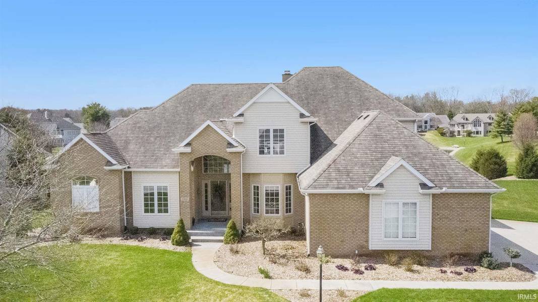 51683 Dartmore Drive, Granger, IN 46530