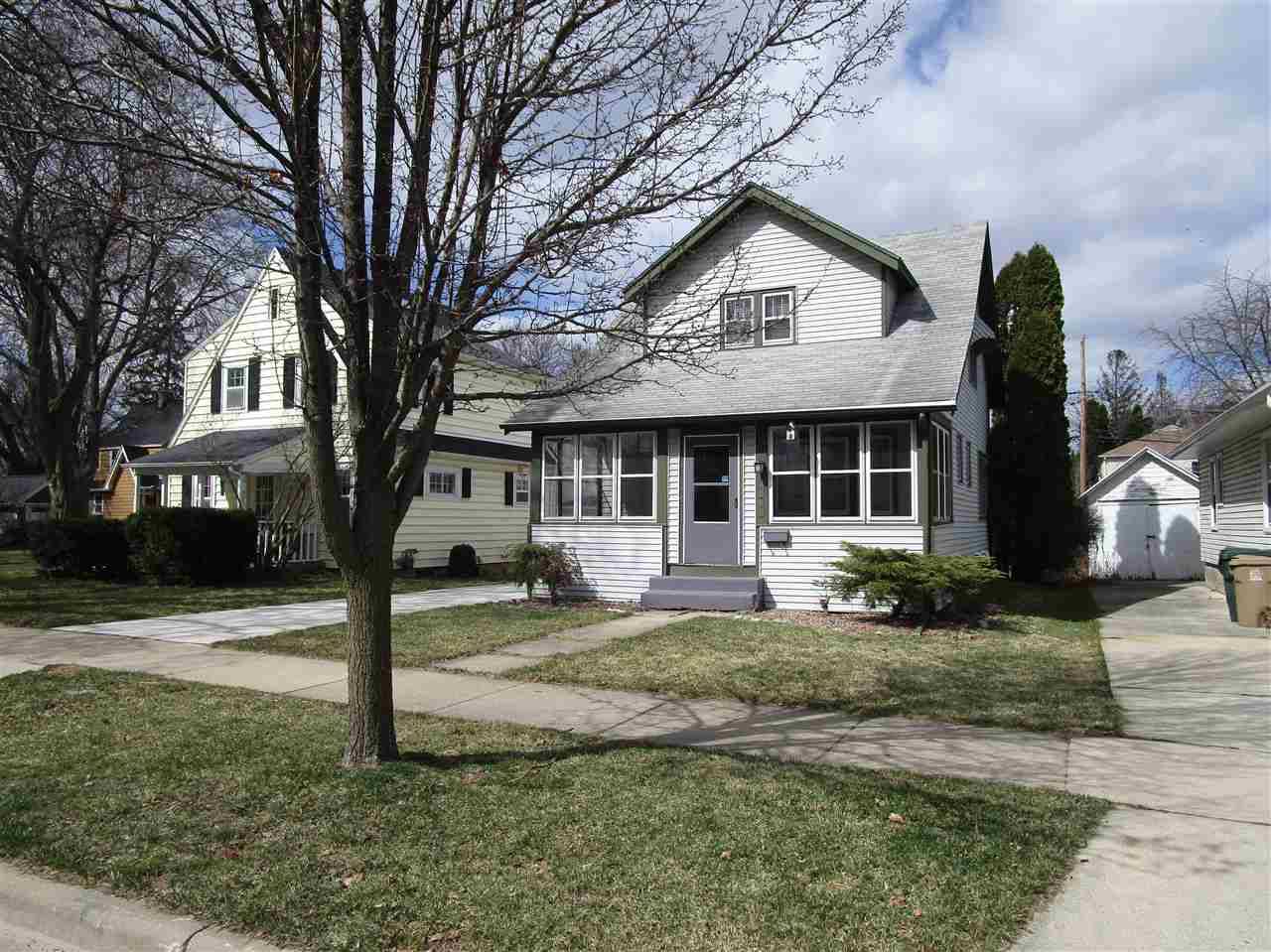 2650 HOARD ST, Madison, WI 53704-4871