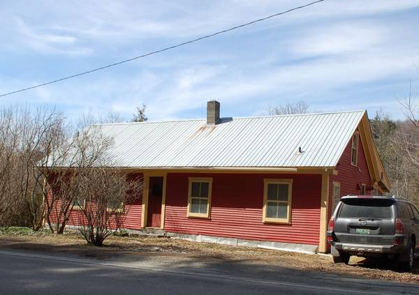 1122 US Route 2, Marshfield, VT 05658