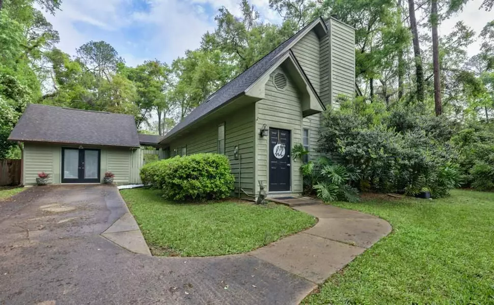 1850 Folkstone, Tallahassee, FL 32312