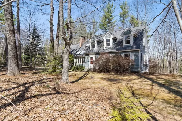 31 Wallace Brook RD, Brookline, NH 03033