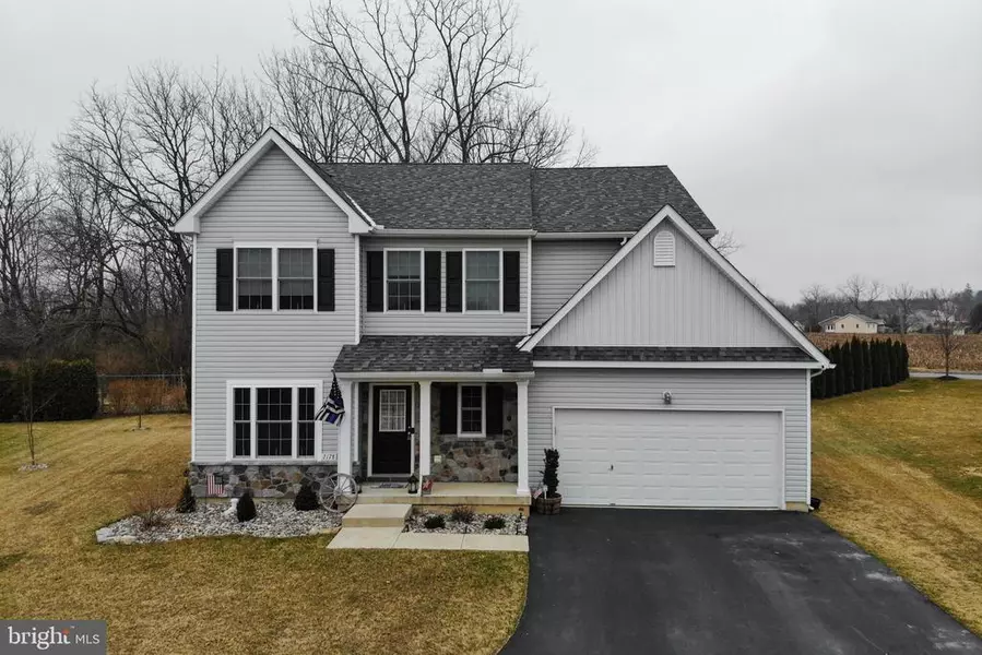 2178 EAGLES LANDING DR, Nazareth, PA 18064