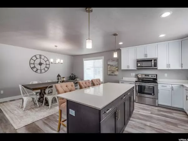 Provo, UT 84606,1042 E 1060 S #17