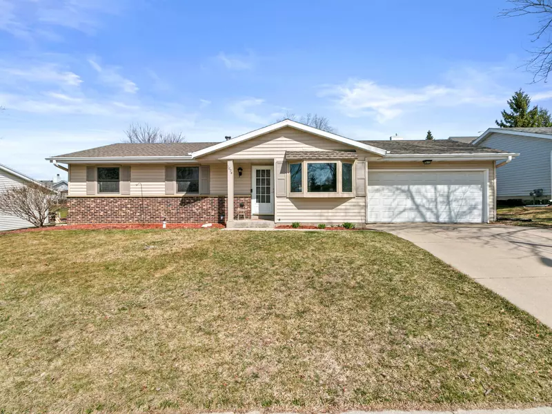 1624 Primrose Ln, West Bend, WI 53090