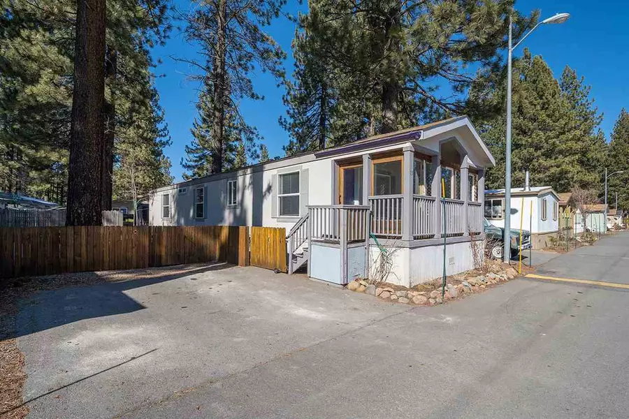 10100 Pioneer Trail #15, Truckee, CA 96161