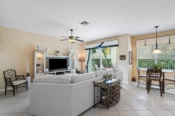 Boynton Beach, FL 33437,7653 Jewelwood DR