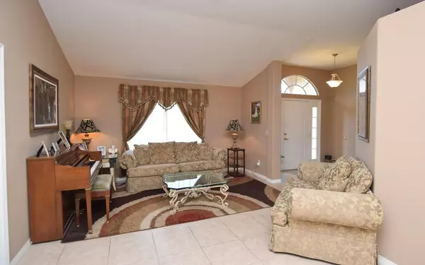 Port Saint Lucie, FL 34952,2233 SE Tile TER