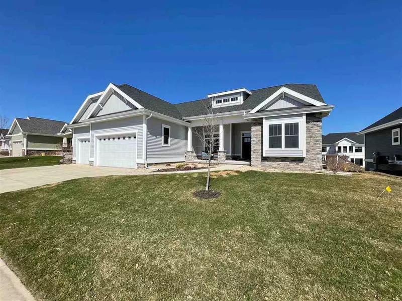 841 Lynn St, Waunakee, WI 53597