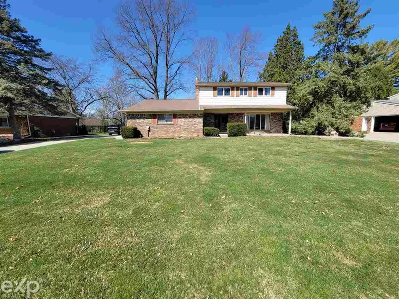 6851 GUILDFORD, Shelby Twp, MI 48316