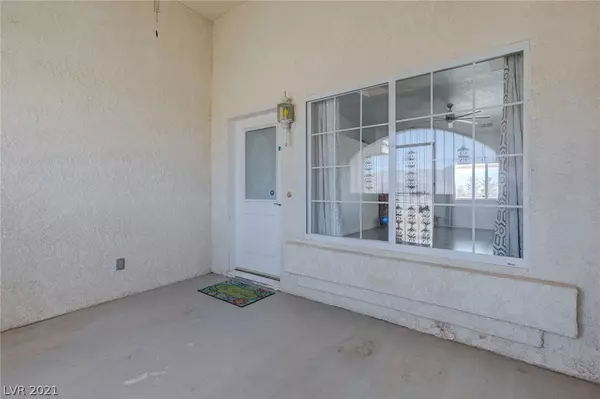 Pahrump, NV 89048,9721 Oakridge Avenue