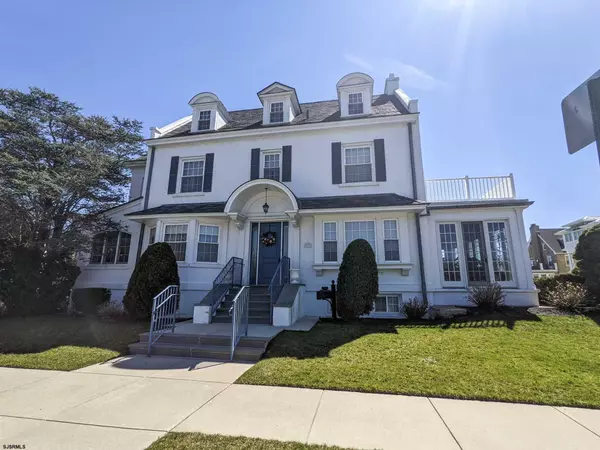 5910 Atlantic Ave, Ventnor, NJ 08406