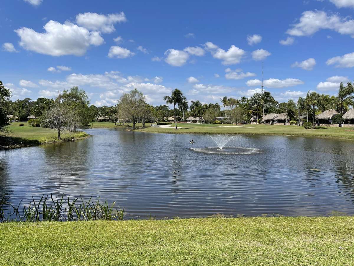 Port Saint Lucie, FL 34986,457 NW Foursome LN