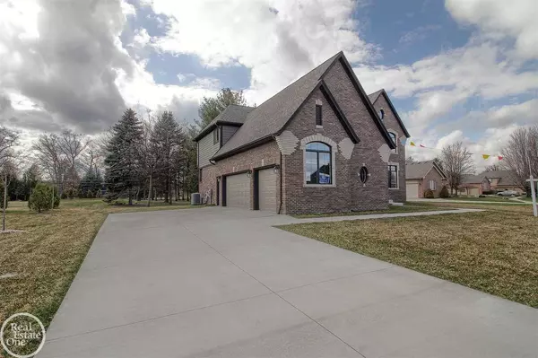 Shelby Twp, MI 48315-1482,54173 Preston Pines Lane