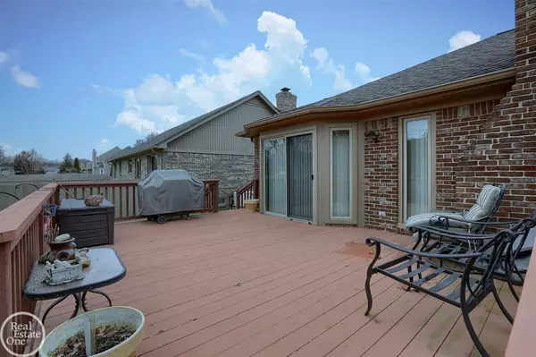 Shelby Twp, MI 48317-4152,46561 Meadowview Drive