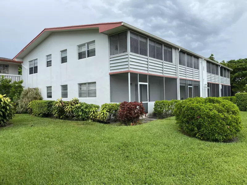 138 Kent I, West Palm Beach, FL 33417