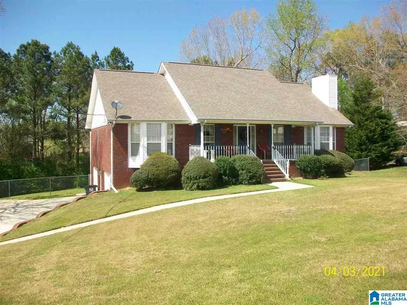 6629 RED LEAF LANE, Hueytown, AL 35023