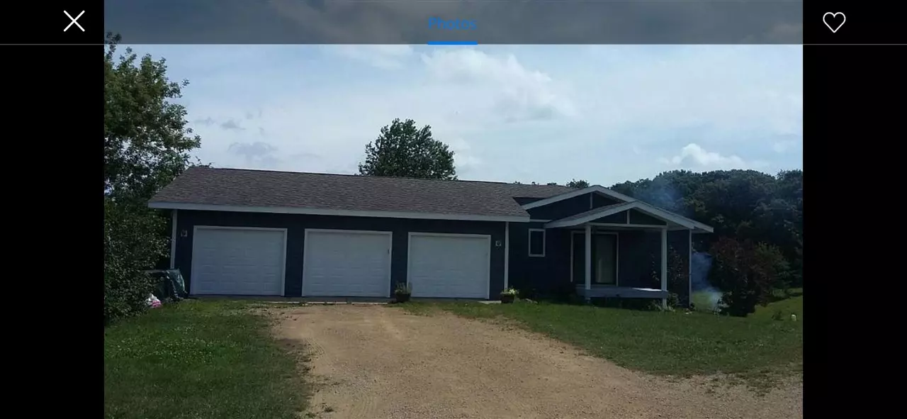 W2667 Zurfluh Rd, Albany, WI 53502