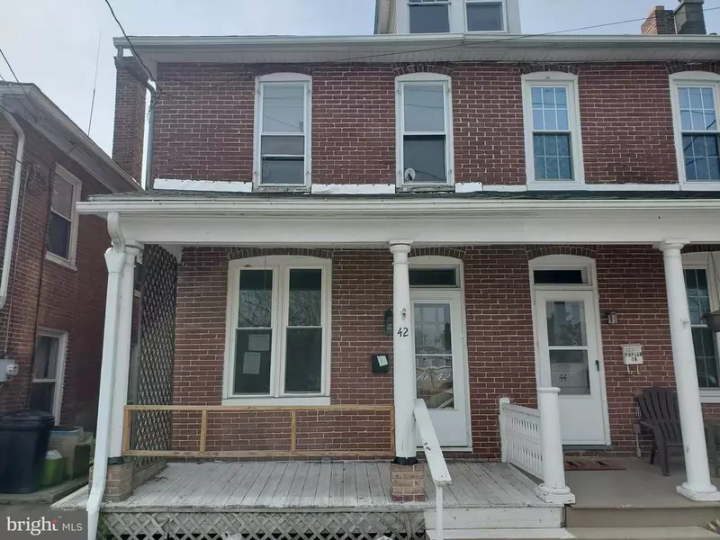 42 N POPLAR ST, Elizabethtown, PA 17022