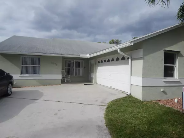 5375 Blueberry Hill AVE, Lake Worth, FL 33463