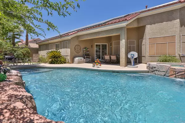 261 Chestnut Ridge Circle, Henderson, NV 89012