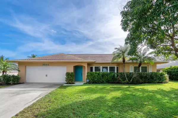 9844 Dogwood AVE, Palm Beach Gardens, FL 33410