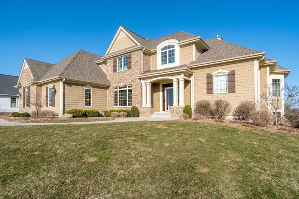 Franklin, WI 53132,7358 S Stone Hedge Dr