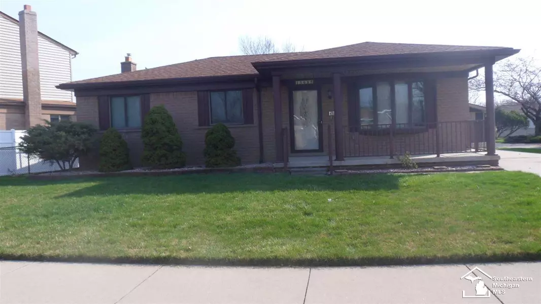 13685 Westcott Drive, Southgate, MI 48195