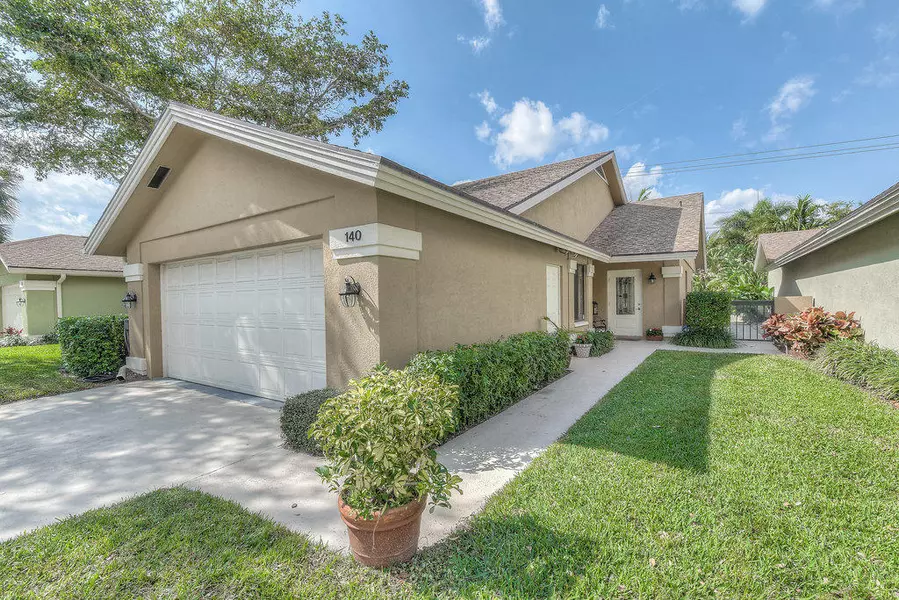 140 Cape Pointe CIR, Jupiter, FL 33477