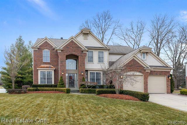 1760 BEDLINGTON CRT, Rochester Hills, MI 48307