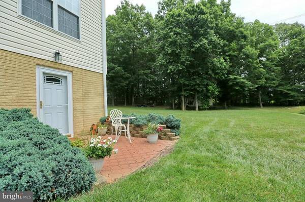 Waldorf, MD 20603,8964 COTTONGRASS ST