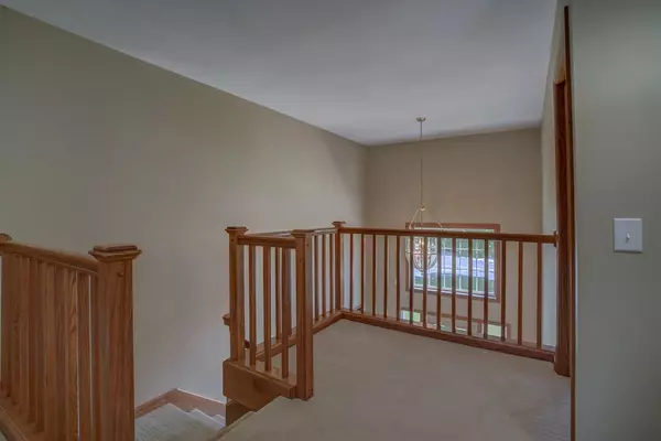 Sun Prairie, WI 53590,1222 Lori Cir