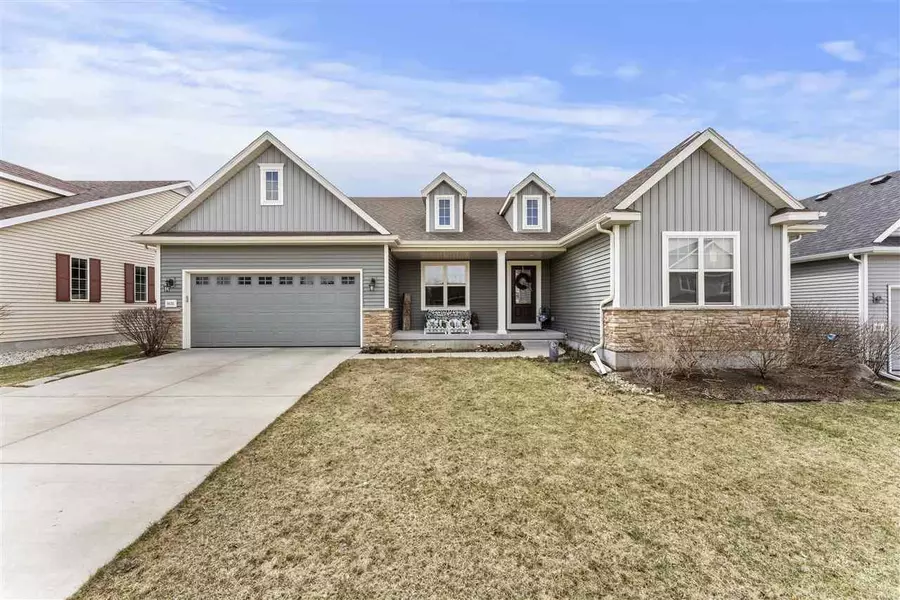 9125 Weatherstone Rd, Verona, WI 53593