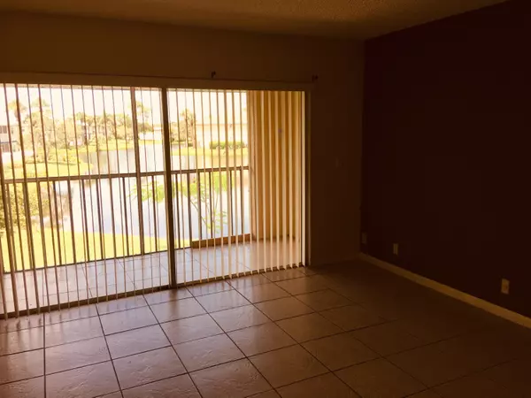 Port Saint Lucie, FL 34952,1533 SE Royal Green CIR C-206