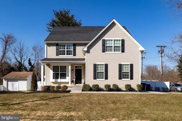 400 COLLINS AVE, Moorestown, NJ 08057