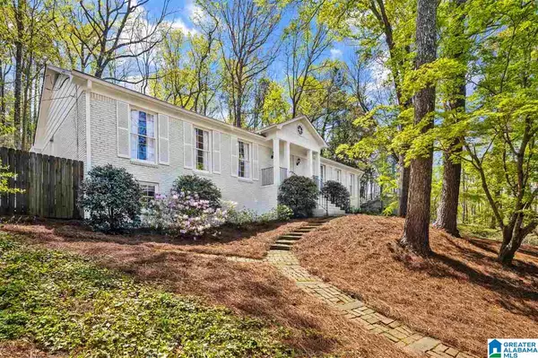 Mountain Brook, AL 35213,4225 SHILOH DRIVE