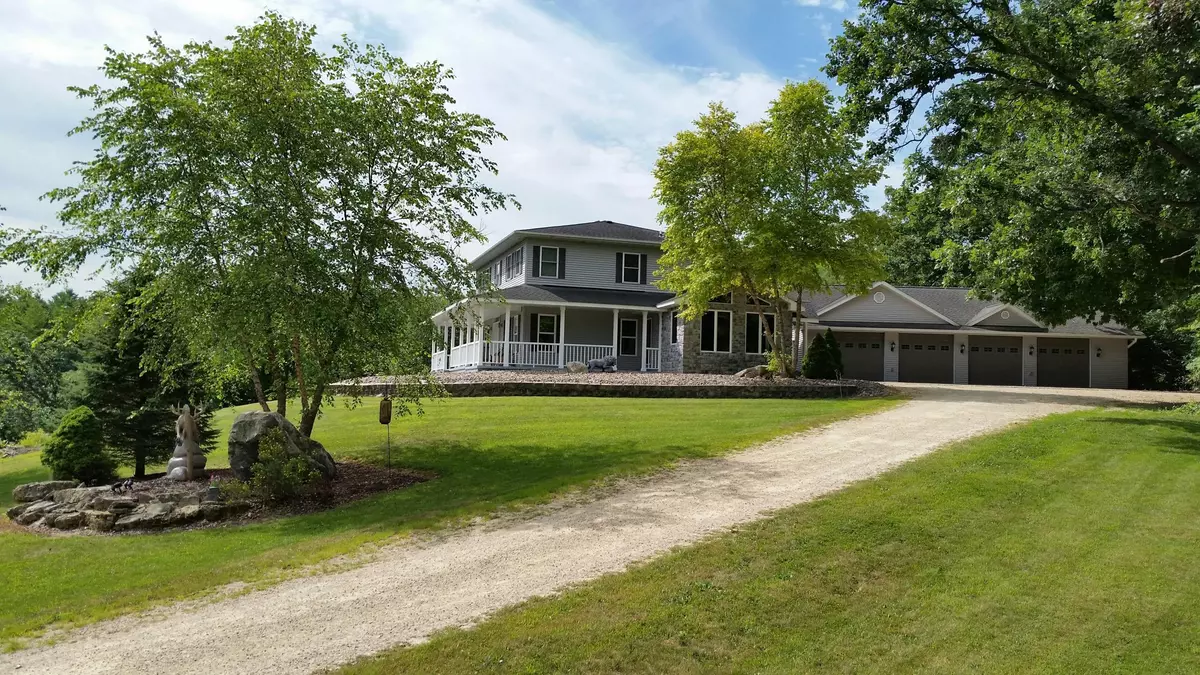 Eastman, WI 54626,60075 Charme Creek Ln