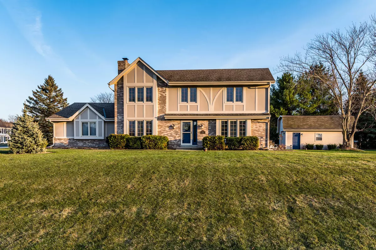 Waukesha, WI 53189,W232S5185 Hunters Hollow