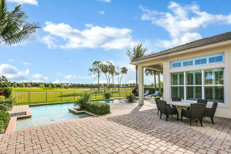 202 Sonata DR, Jupiter, FL 33478