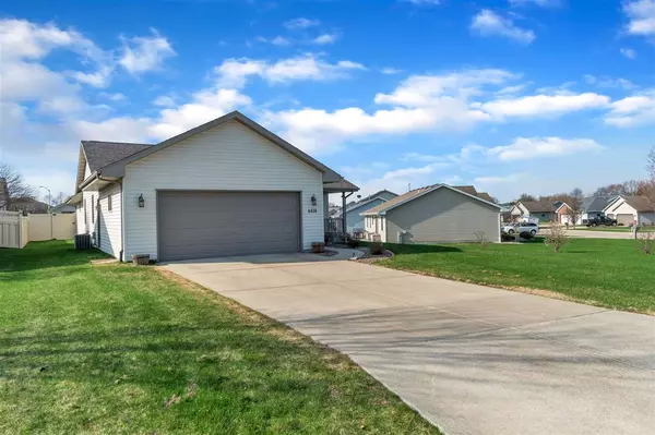 Janesville, WI 53546,4416 Red Oak Dr