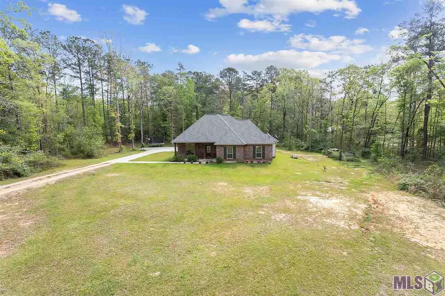 3689 NESOM RD, Clinton, LA 70722