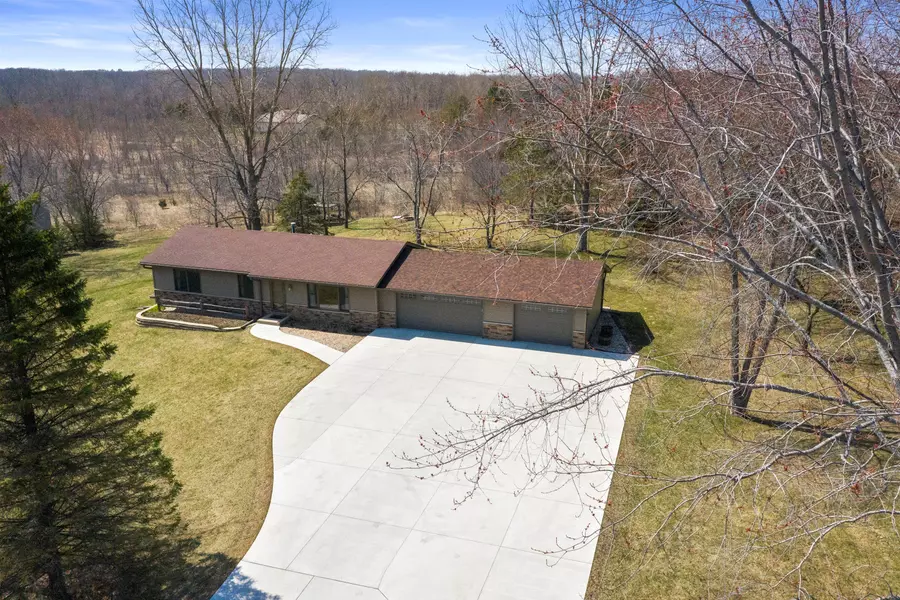 422 38th Ave, Somers, WI 53144