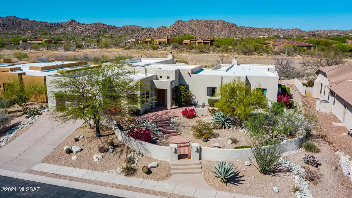 Oro Valley, AZ 85755,704 W Bright Canyon Drive