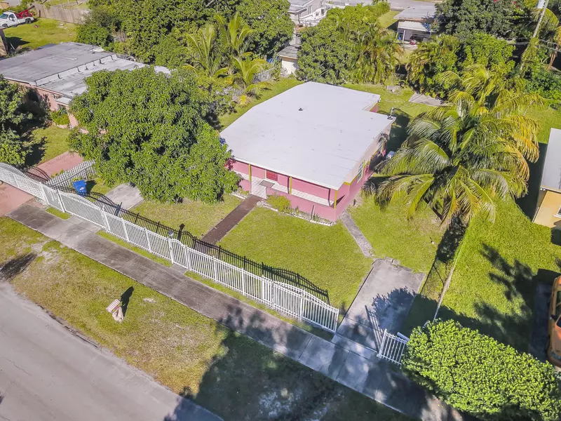 1151 NW 141st ST, Miami, FL 33168